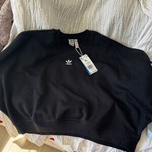 Adidas Women’s cropped Black Crewneck